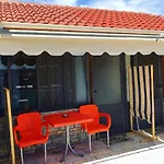 Vila Aliaj Luxury Rooftop For 2 With Air Conditioning Appartement
