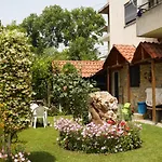 Vila Aliaj Luxury Rooftop For 2 With Air Conditioning *