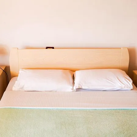 Vila Aliaj Luxury Rooftop For 2 With Air Conditioning *