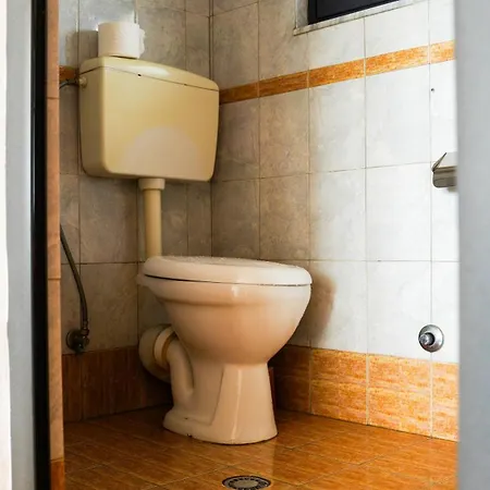 Appartamento Vila Aliaj Luxury Rooftop For 2 With Air Conditioning Durrës