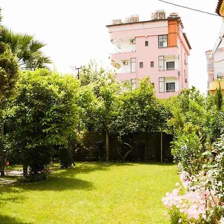 Vila Aliaj Luxury Rooftop For 2 With Air Conditioning Apartment *